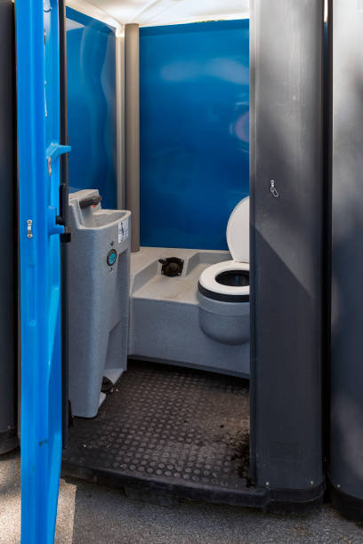 Best Affordable portable toilet rental  in Puget Island, WA